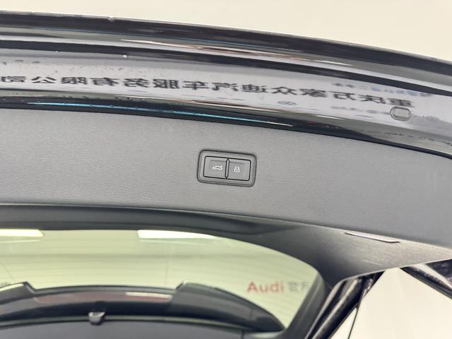 Audi Q7 2022 thumb 8
