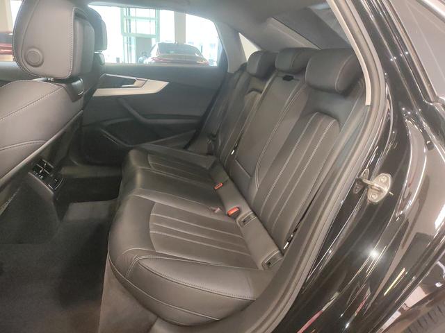 Audi A4 2020 thumb 10