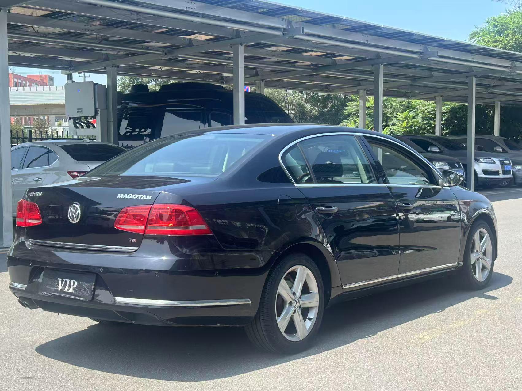 Volkswagen Magotan 2015 thumb 4