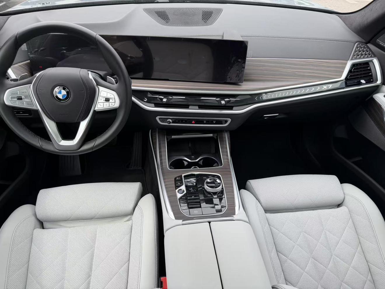 BMW X7 2023 thumb 5