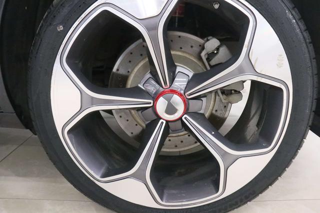 Denza X PHEV 2020 thumb 10