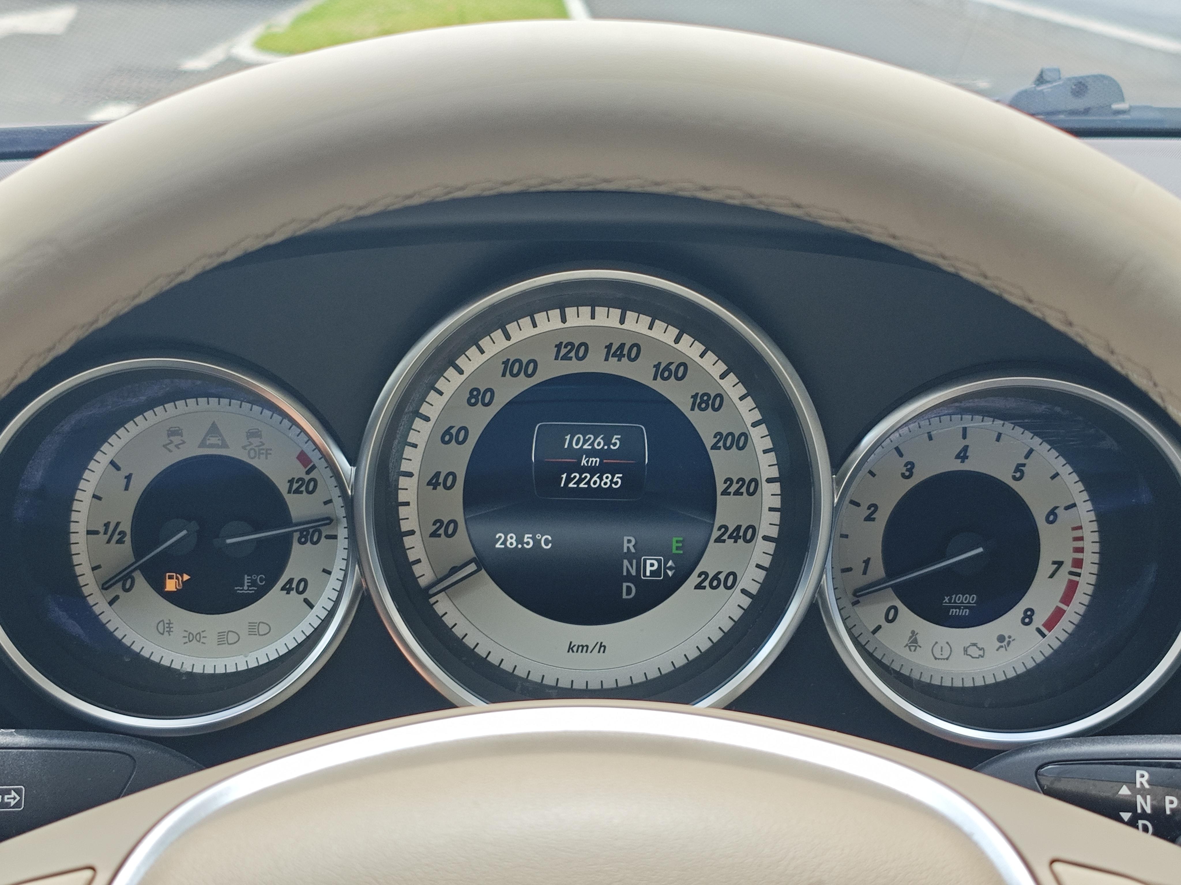 Mercedes-Benz CLS 2012 thumb 5