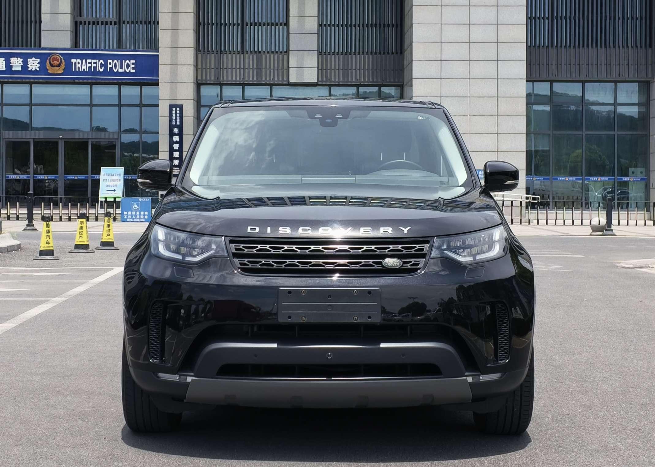 Land Rover Discovery 2017 thumb 9