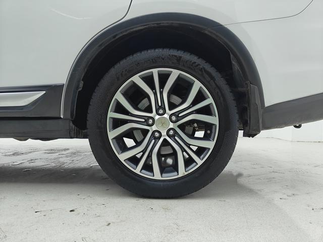 Mitsubishi Outlander 2018 thumb 7