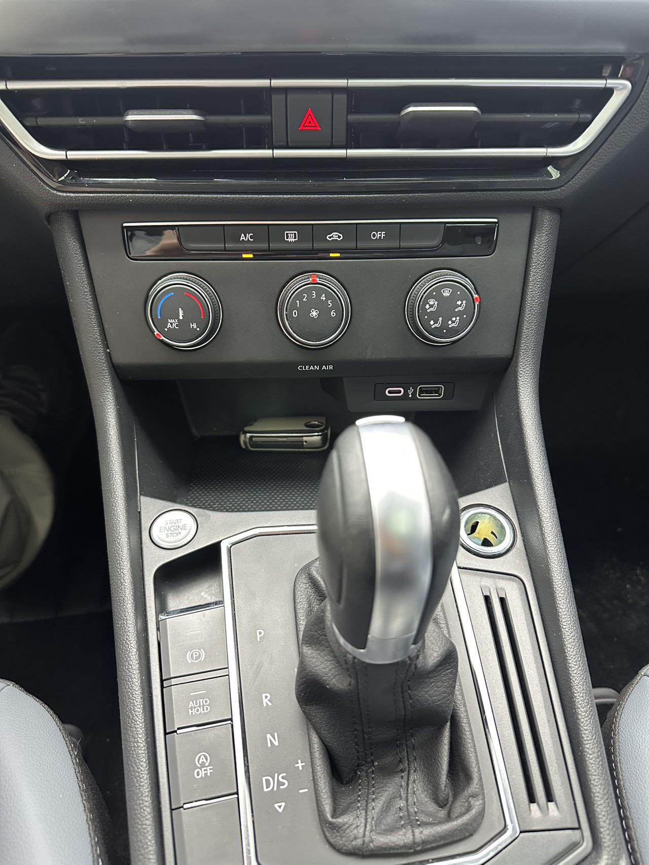 Volkswagen Lavida XR 2023 thumb 9