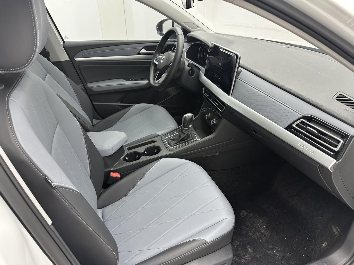 Volkswagen Lavida XR 2023 thumb 10