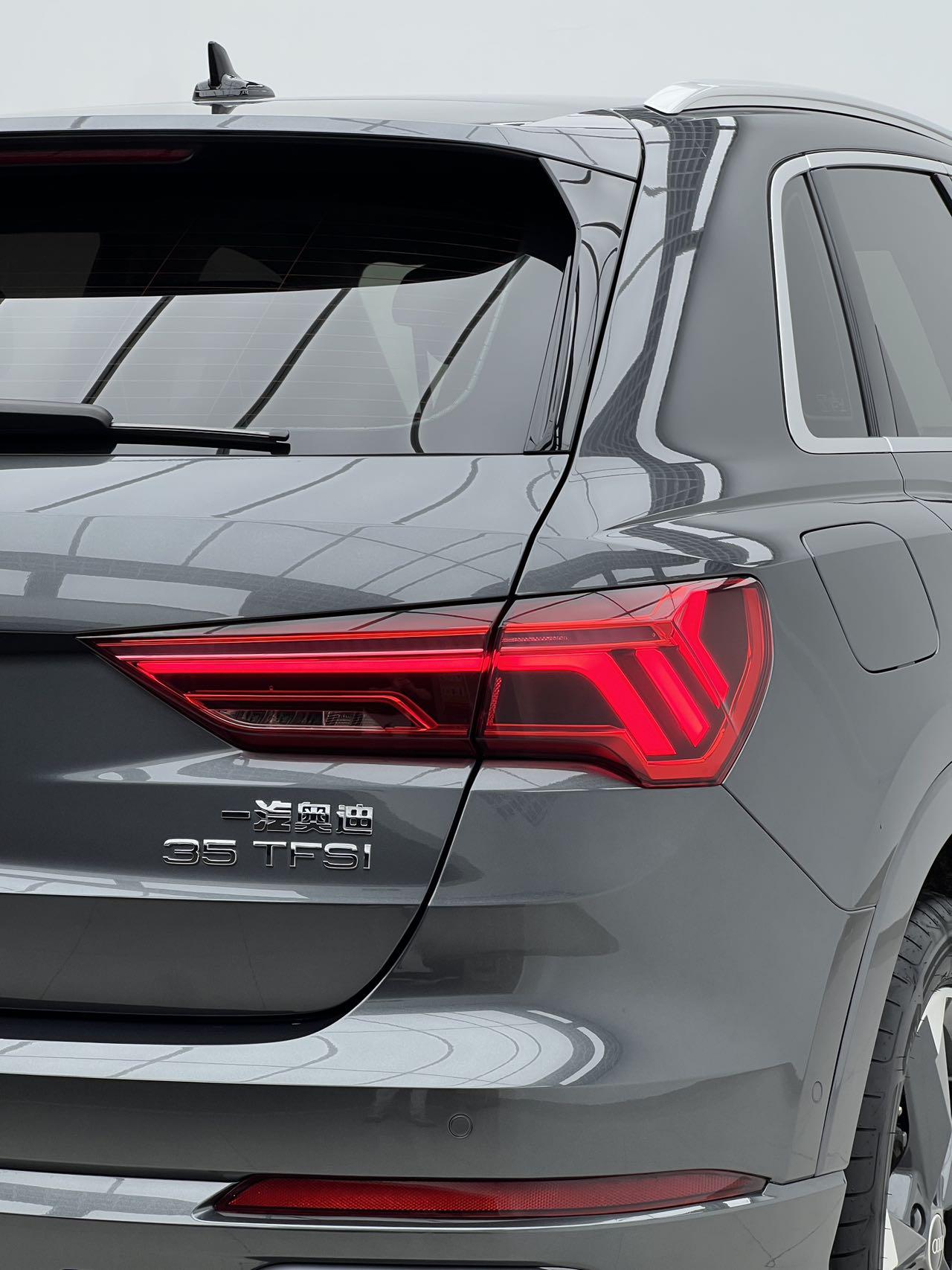 Audi Q3 2022 thumb 7