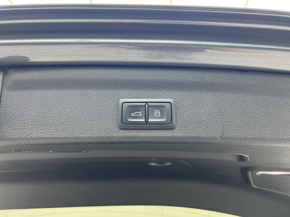 Audi Q3 2022 thumb 9