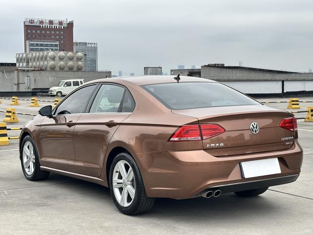 Volkswagen Lamando 2018 thumb 2