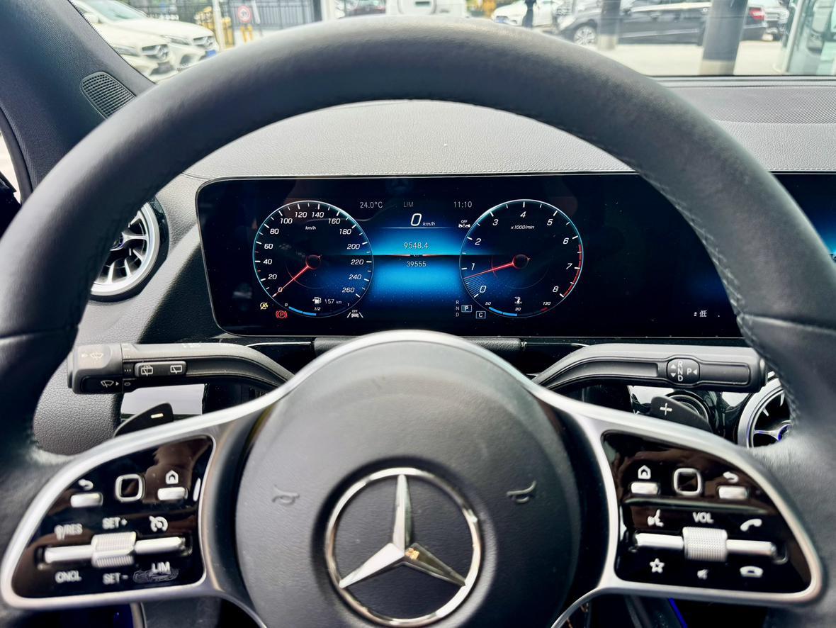 Mercedes-Benz GLA 2023 thumb 5