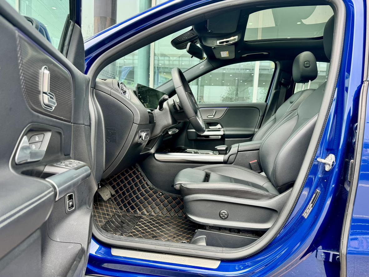Mercedes-Benz GLA 2023 thumb 6