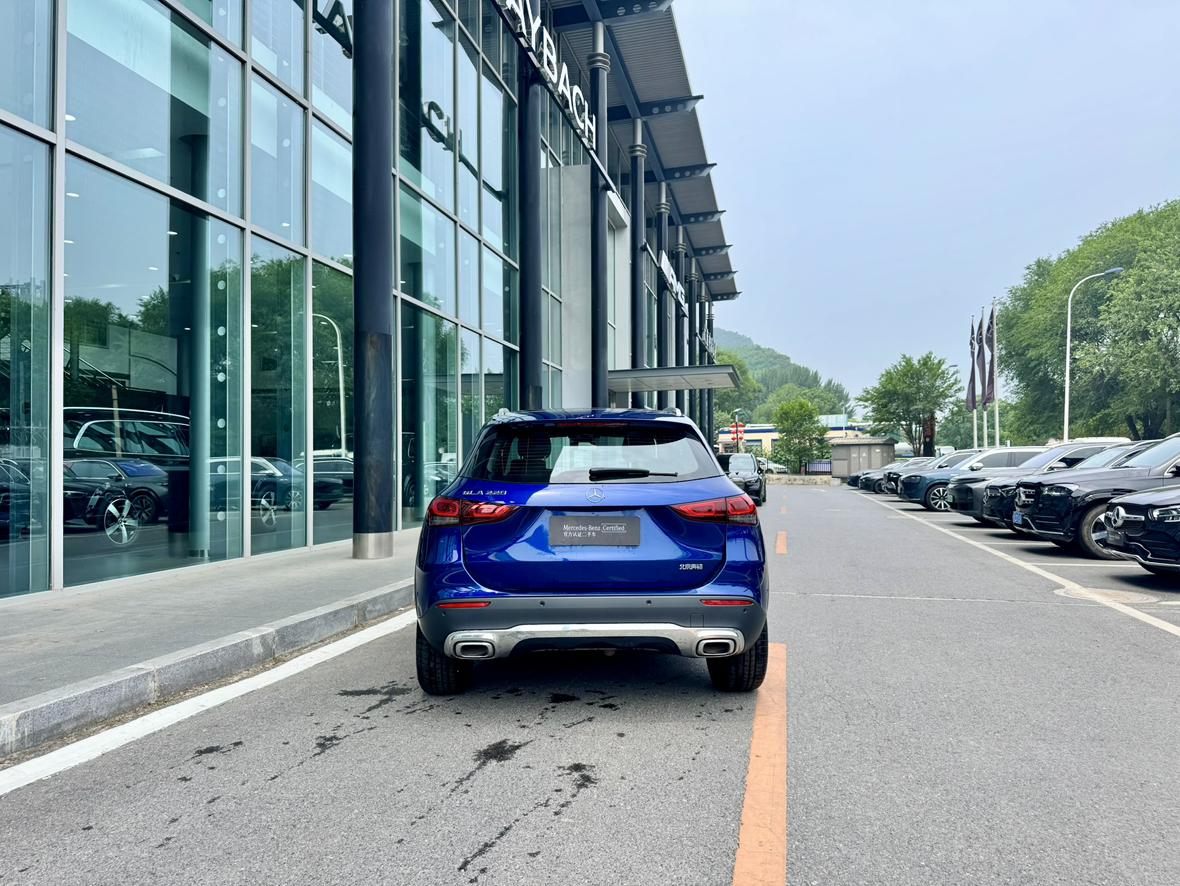 Mercedes-Benz GLA 2023 thumb 11