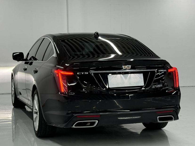 Cadillac CT5 2022 thumb 2