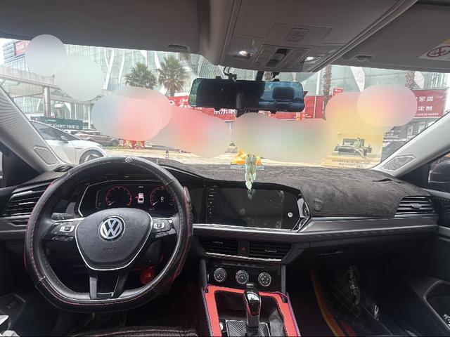 Volkswagen Sagitar 2022 thumb 3