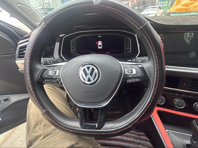 Volkswagen Sagitar 2022 thumb 5
