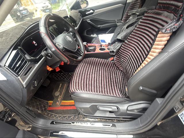 Volkswagen Sagitar 2022 thumb 8