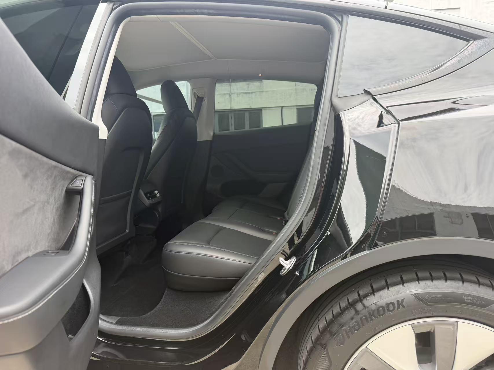 Tesla Model Y 2022 thumb 7