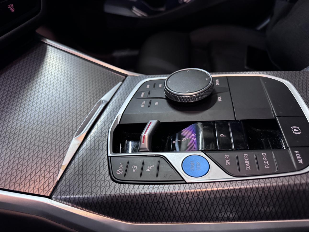 BMW i3 2023 thumb 10