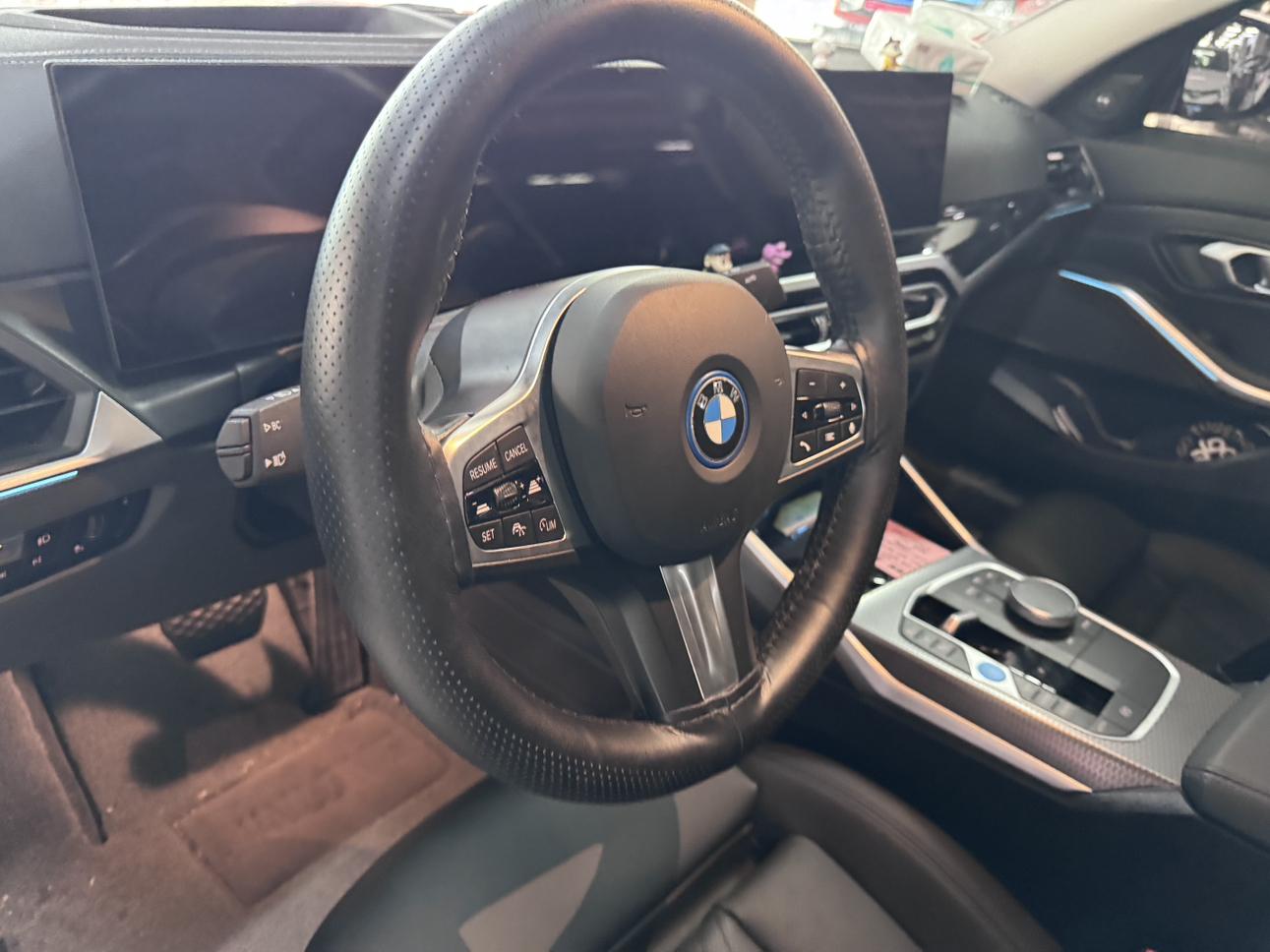 BMW i3 2023 thumb 11