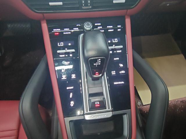 Porsche Cayenne 2019 thumb 7