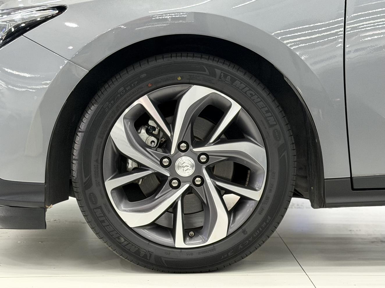 Buick 6 PHEV 2020 thumb 9