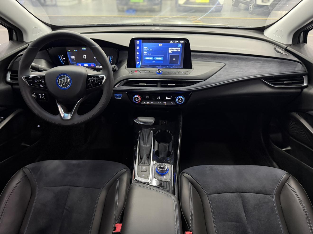 Buick 6 PHEV 2020 thumb 10