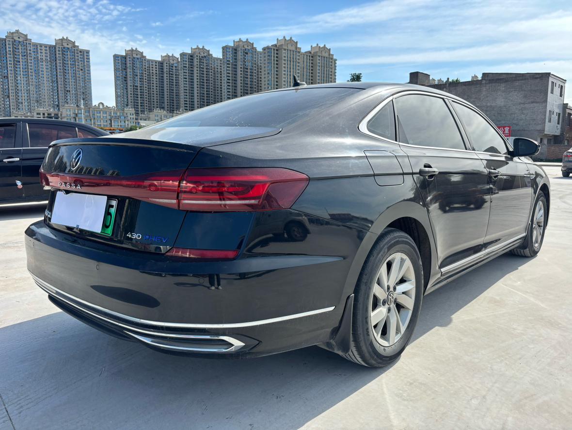 Volkswagen Passat 2022 thumb 4