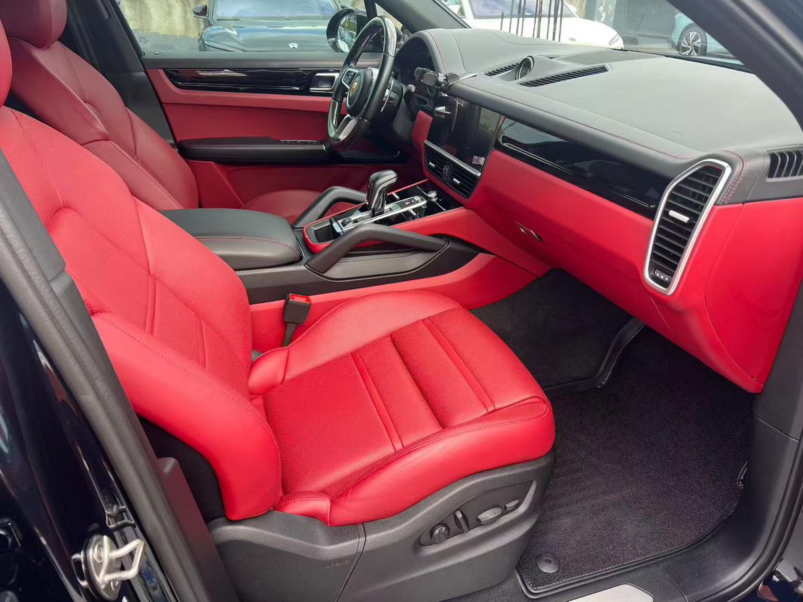 Porsche Cayenne 2022 thumb 4
