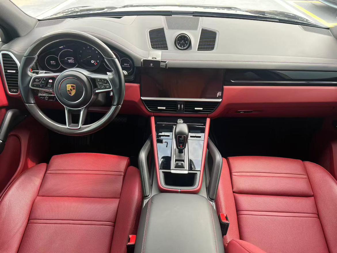Porsche Cayenne 2022 thumb 5