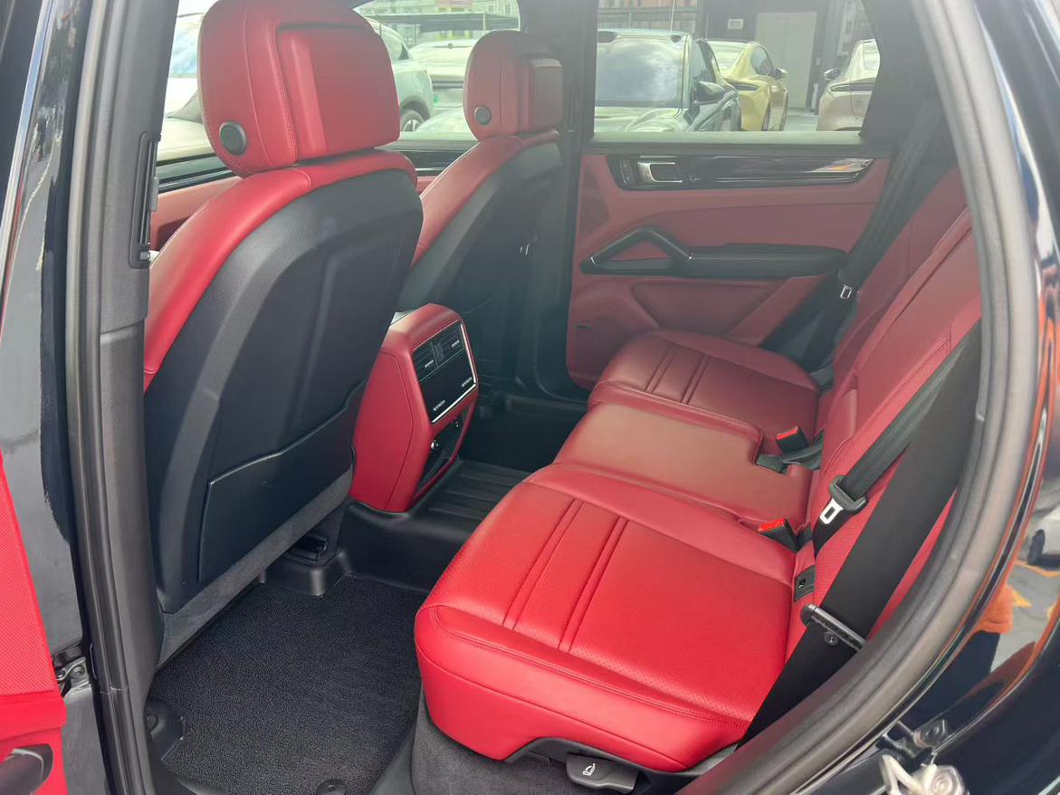 Porsche Cayenne 2022 thumb 7