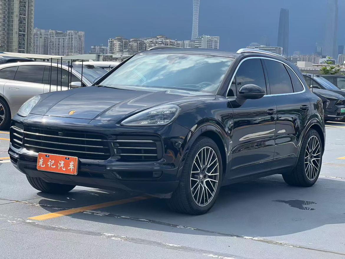 Porsche Cayenne 2022 thumb 8