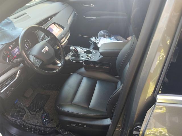 Cadillac XT4 2018 thumb 8