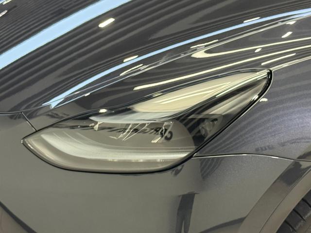 Tesla Model Y 2024 thumb 6