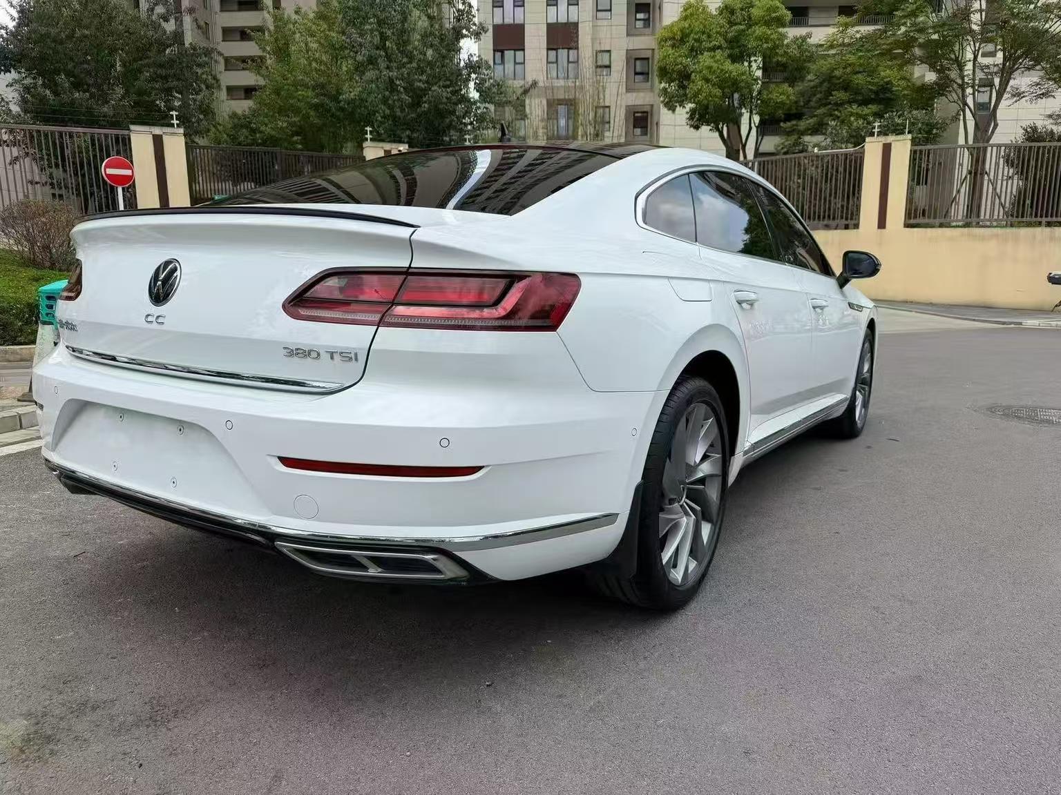 Volkswagen Arteon 2021 thumb 4