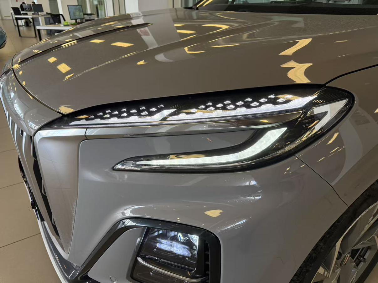 Hongqi HS3 2023 thumb 5