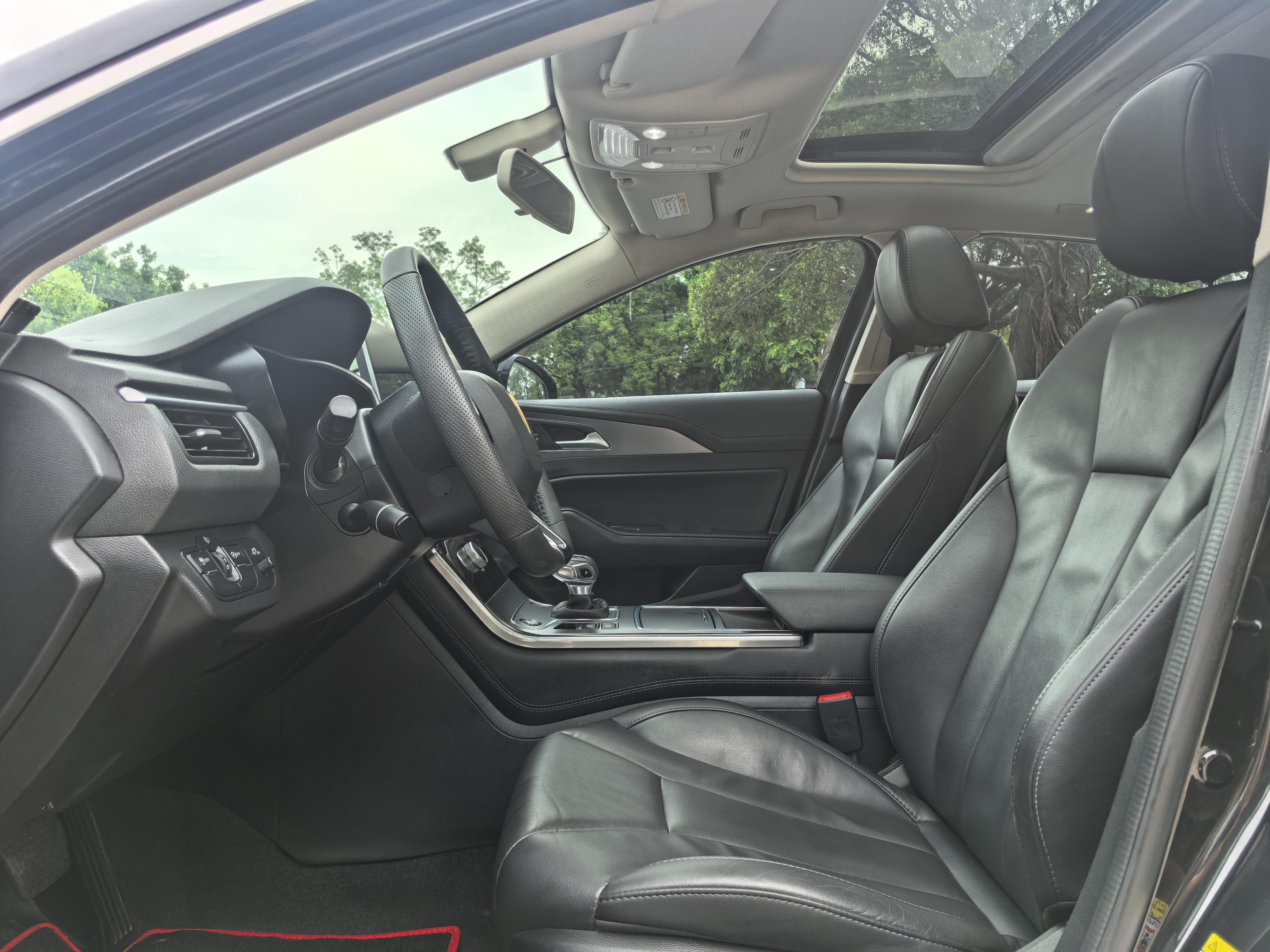 Hongqi H5 2022 thumb 11