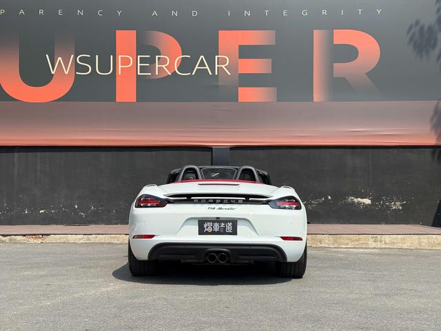 Porsche 718 2023 thumb 2