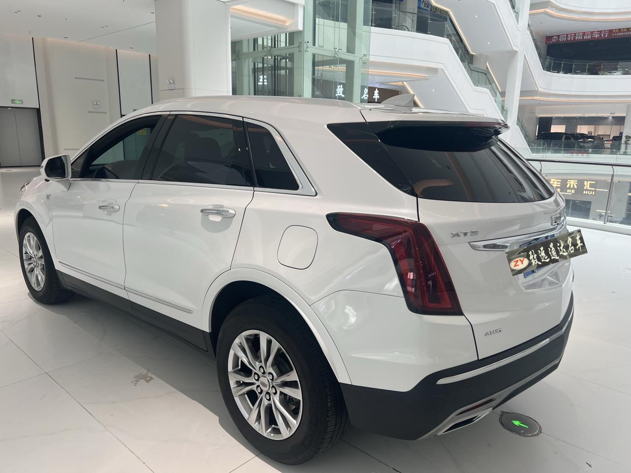 Cadillac XT5 2022 thumb 11