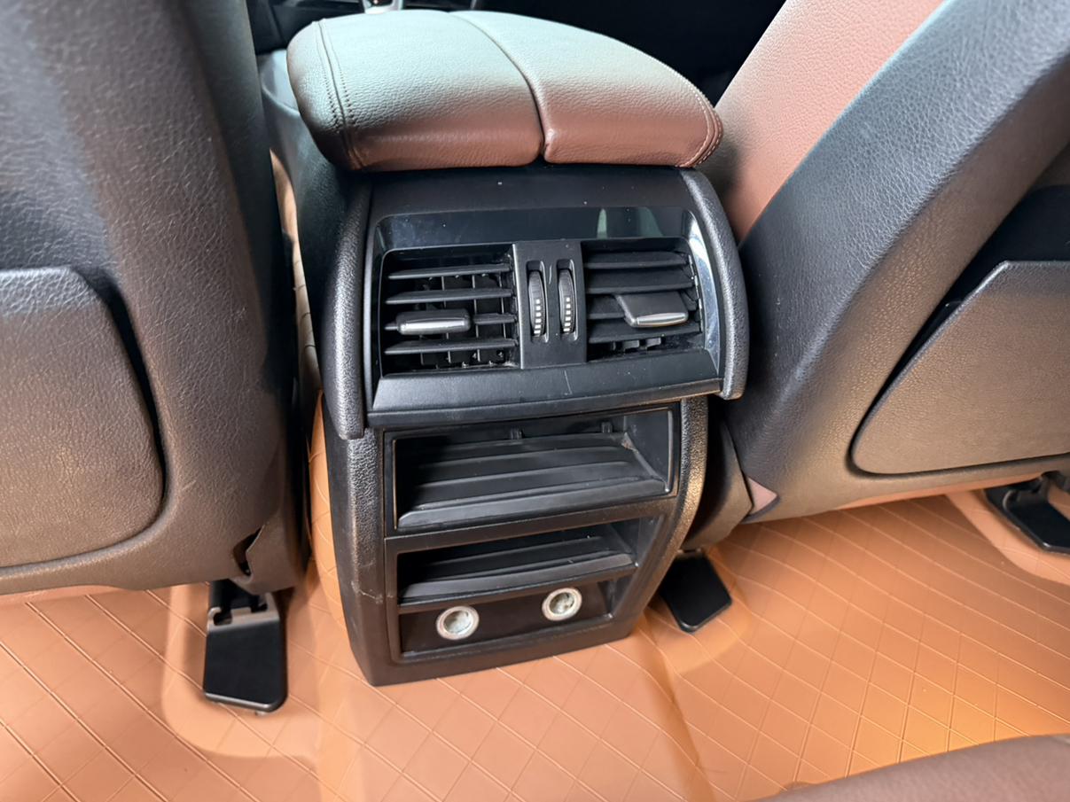 BMW X5 2017 thumb 9