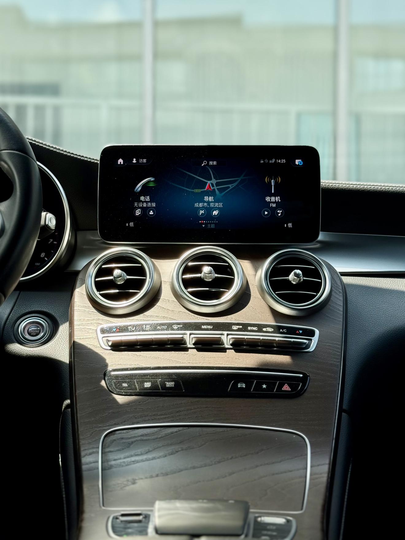 Mercedes-Benz GLC 2019 thumb 6