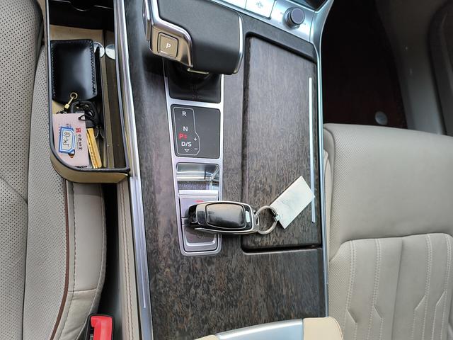 Audi A6 2021 thumb 7