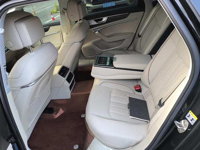 Audi A6 2021 thumb 10