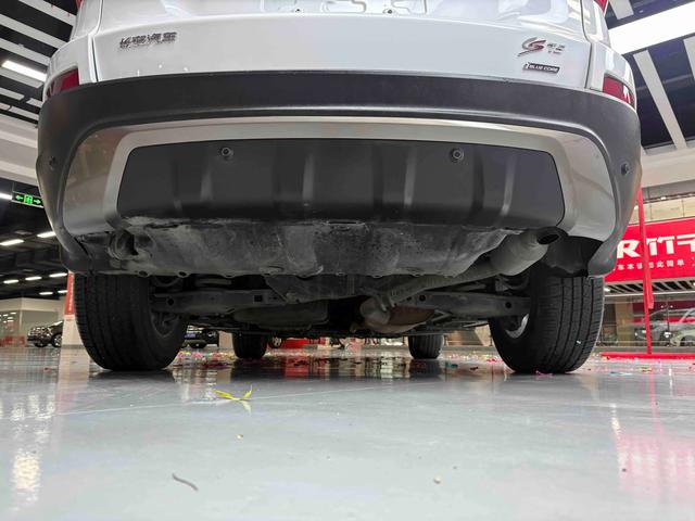 Changan CS75 2014 thumb 12