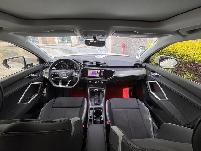 Audi Q3 2023 thumb 7