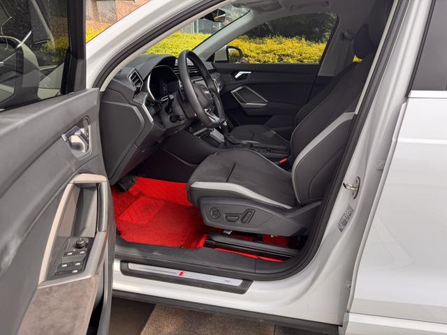 Audi Q3 2023 thumb 12