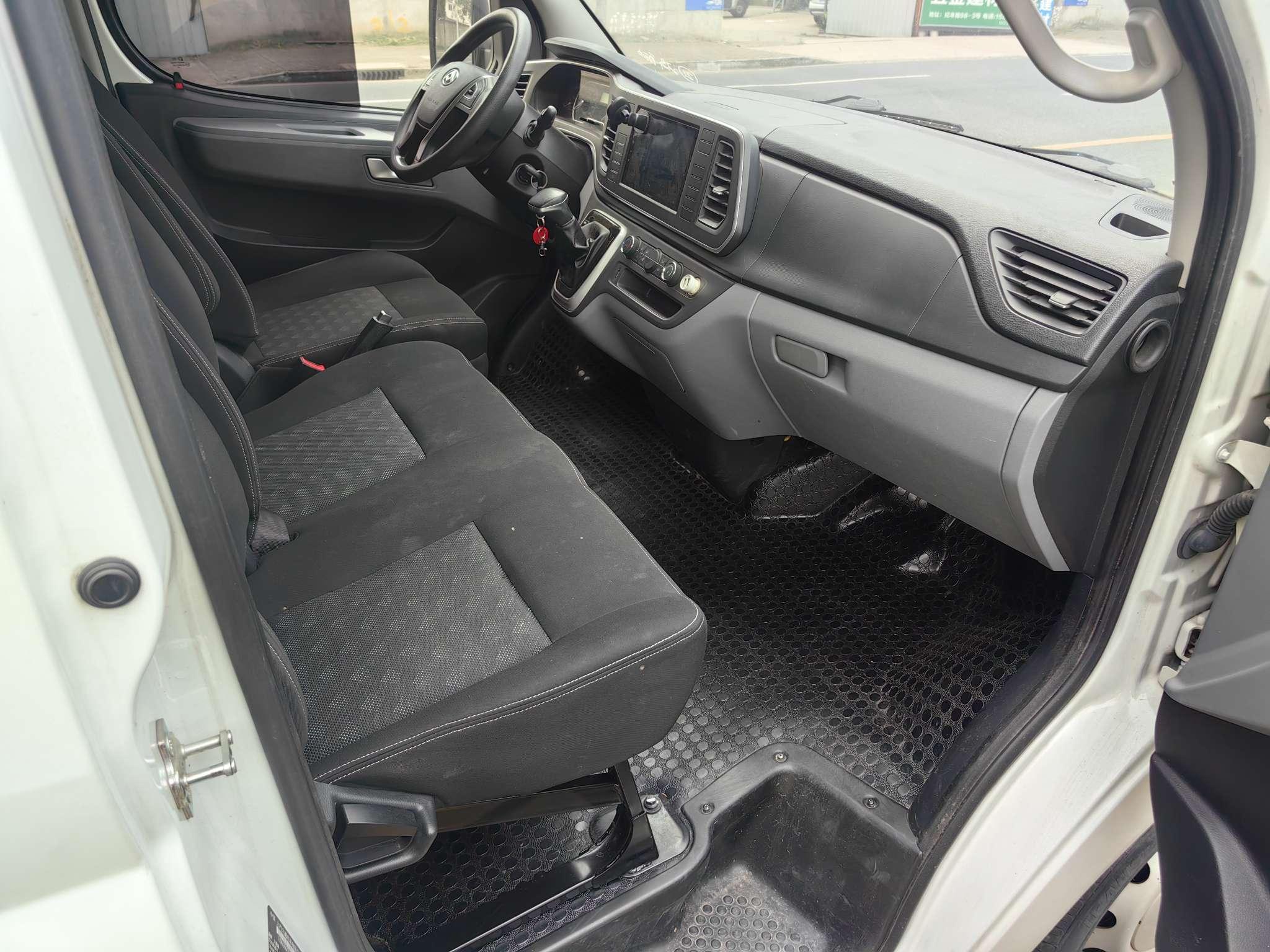 Maxus V80 2023 thumb 5