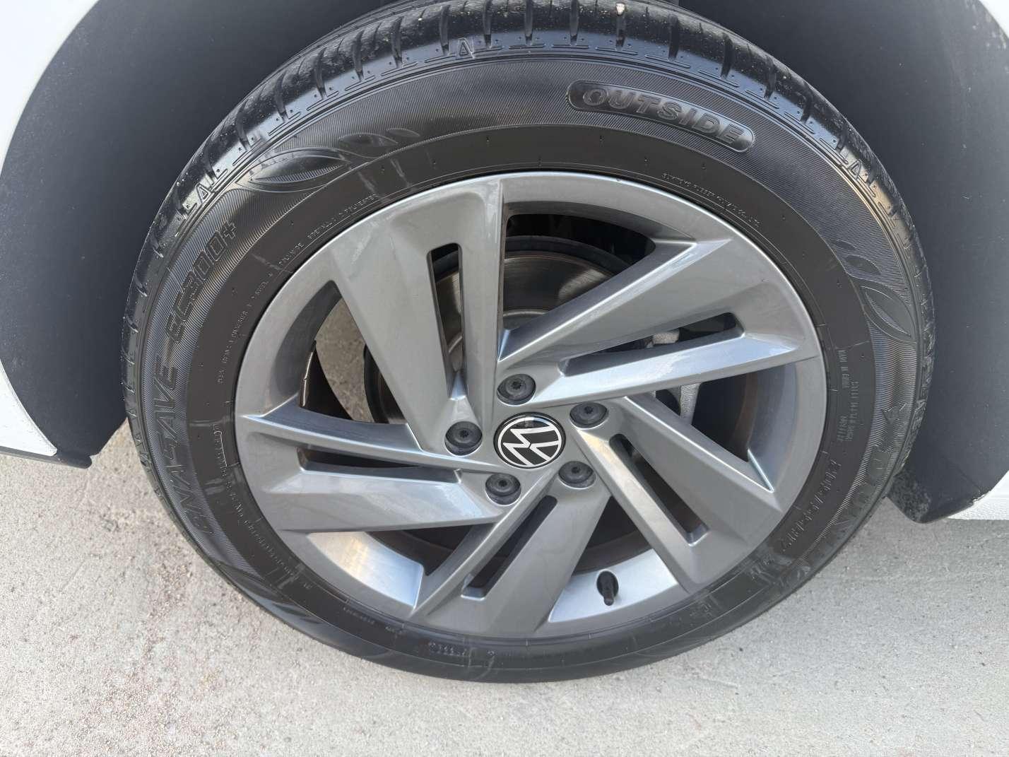 Volkswagen Lamando 2024 thumb 3