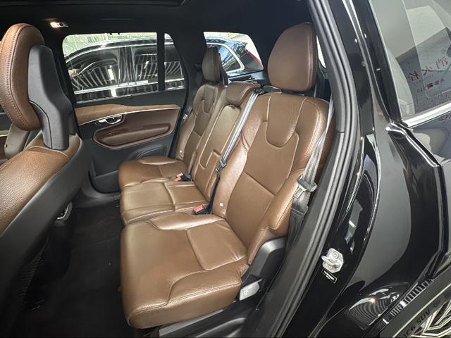 Volvo XC90 2021 thumb 10