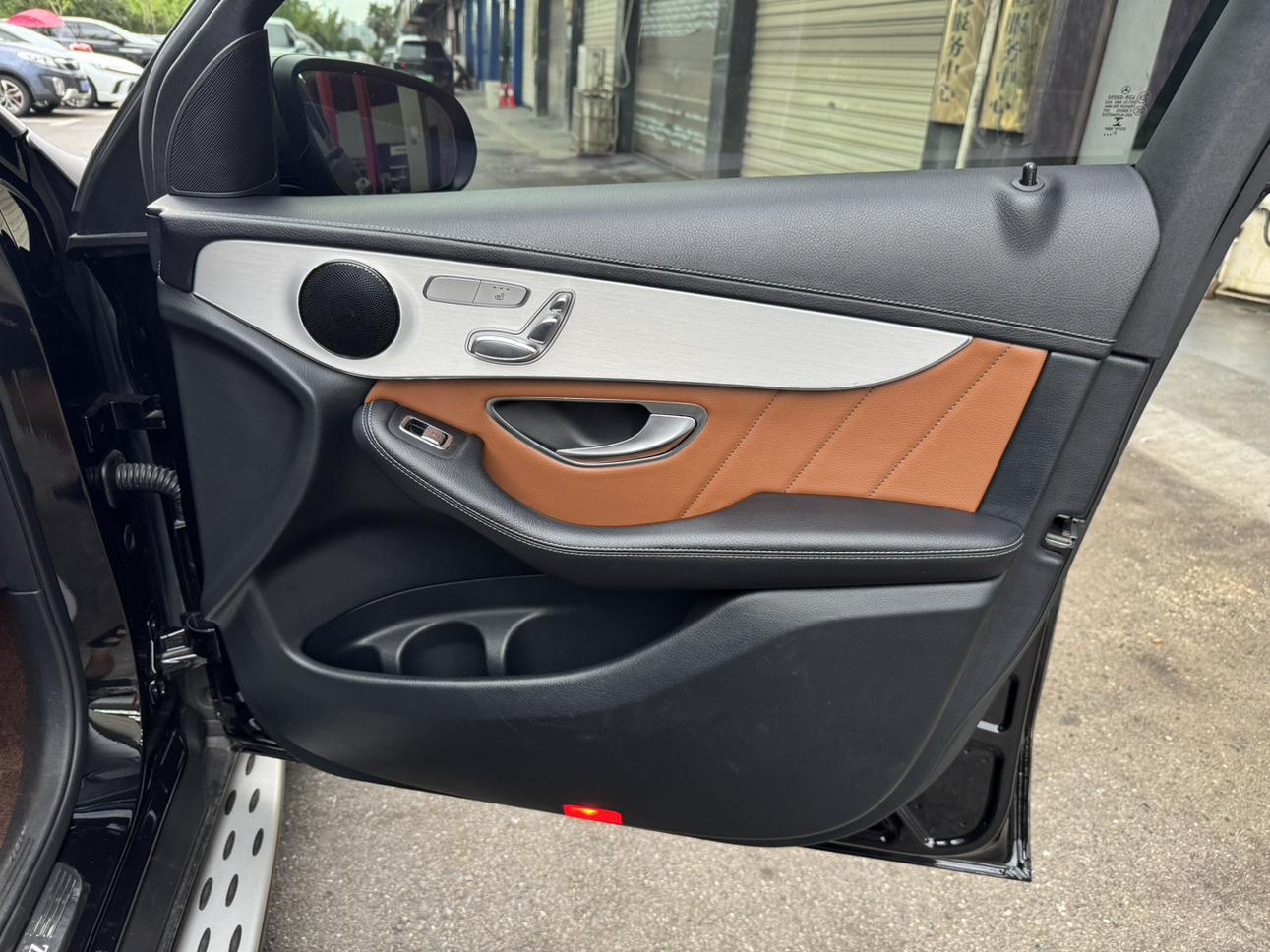 Mercedes-Benz GLC 2022 thumb 8