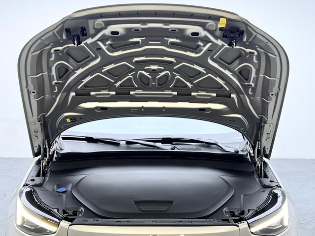 Volvo XC40 2023 thumb 8